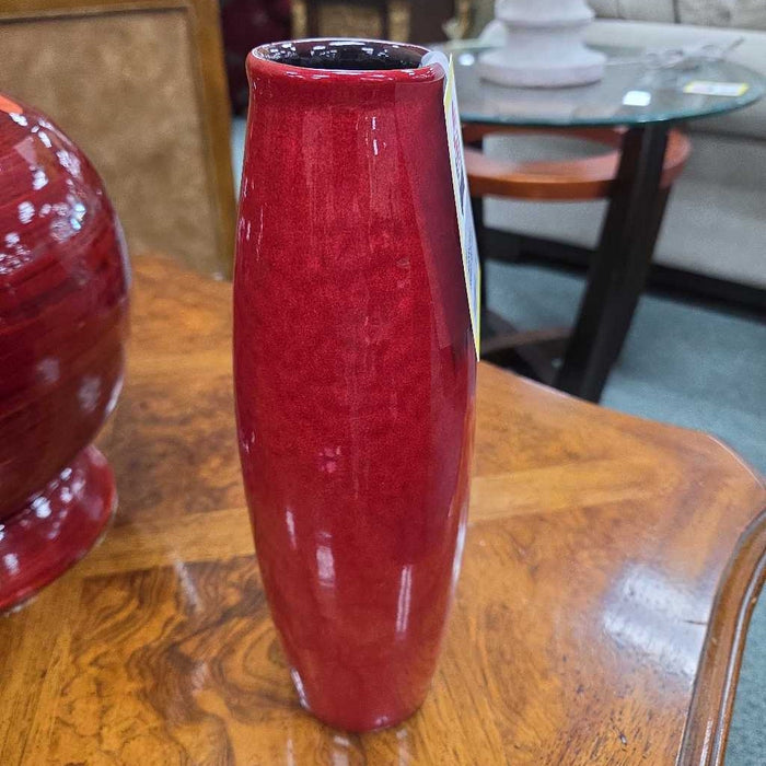 SKINNY RED VASE S
