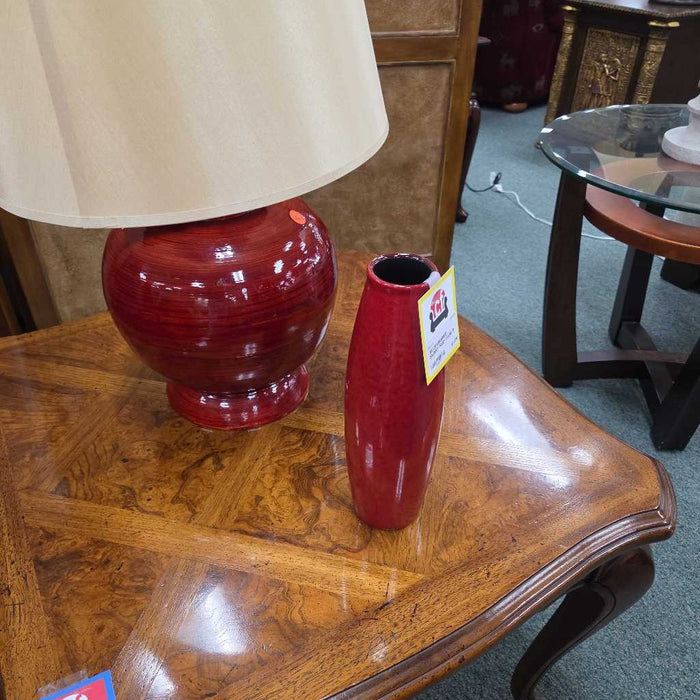 SKINNY RED VASE S