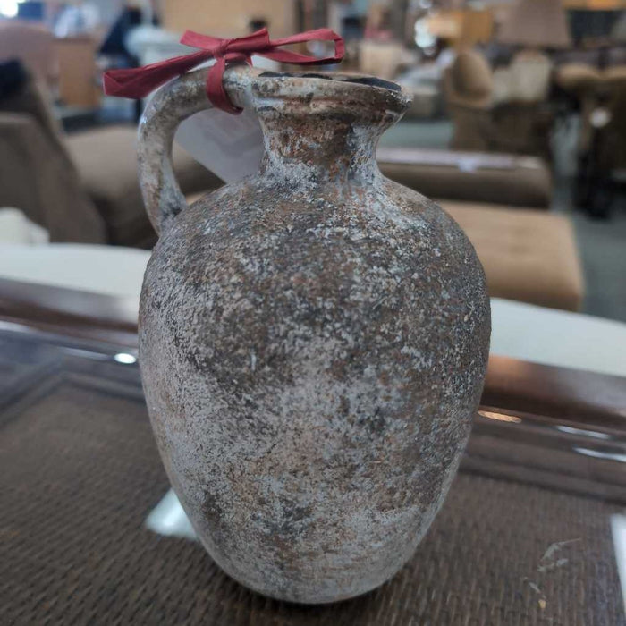 SMALL PITCHER VASE S