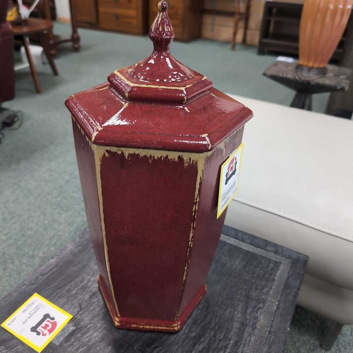 RED VASE WITH LID BA