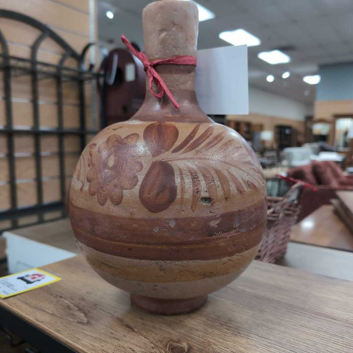 BROWN & RED VASE BA