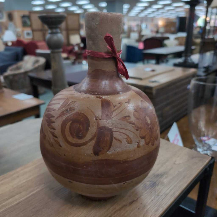 BROWN & RED VASE BA