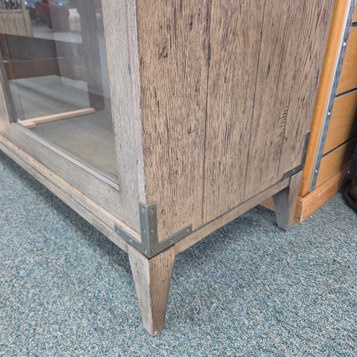 RH CABINET TMK