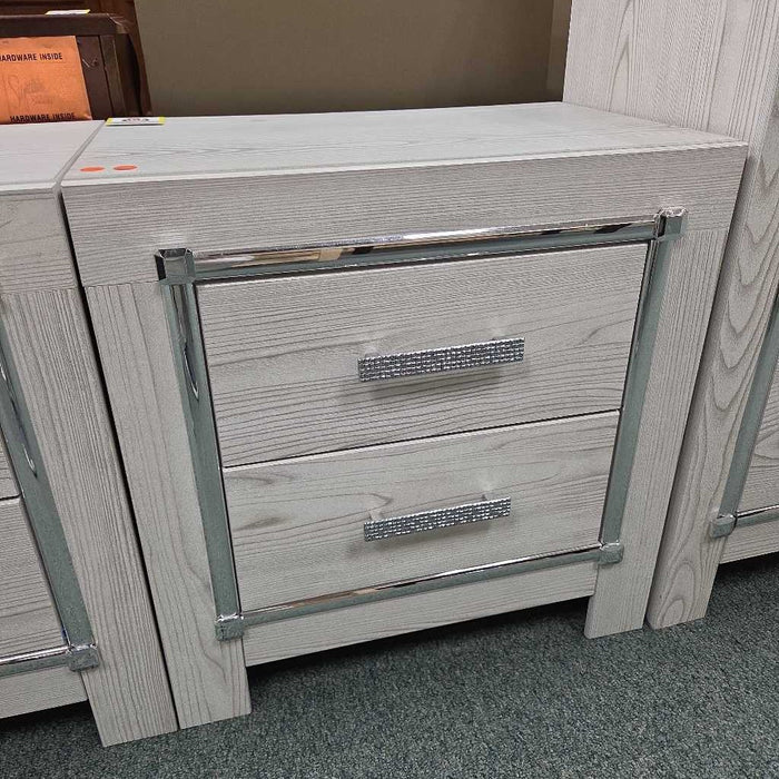 NIGHTSTAND SK