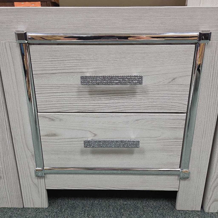 NIGHTSTAND SK