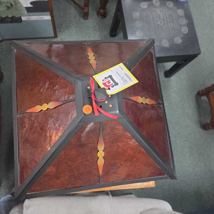 QUOIZEL LAMP TB