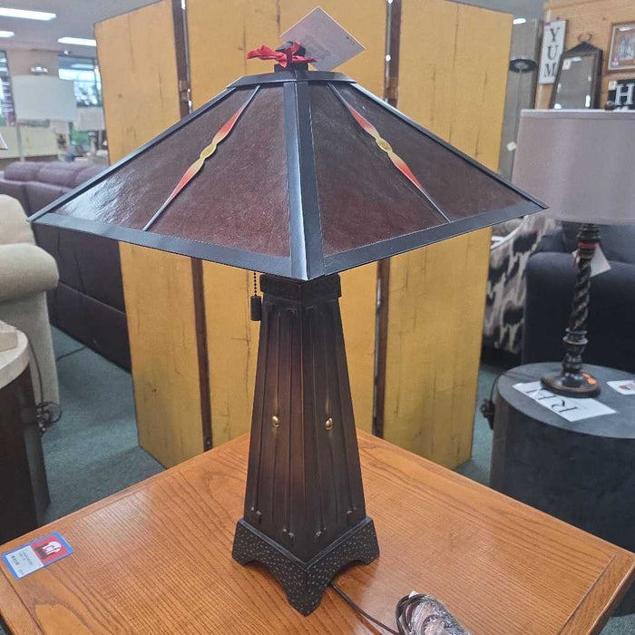 QUOIZEL LAMP TB