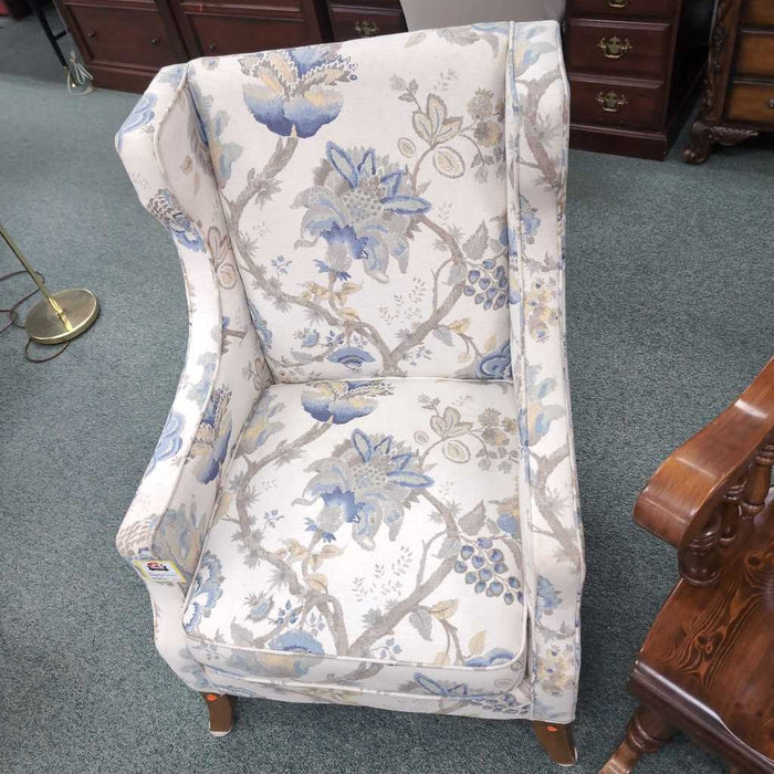 ACCENT CHAIR TB