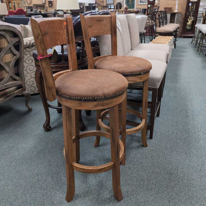 SET OF 2 STOOLS BHC