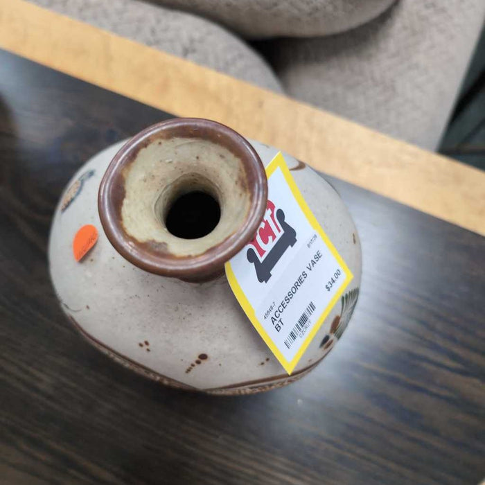 VASE BT