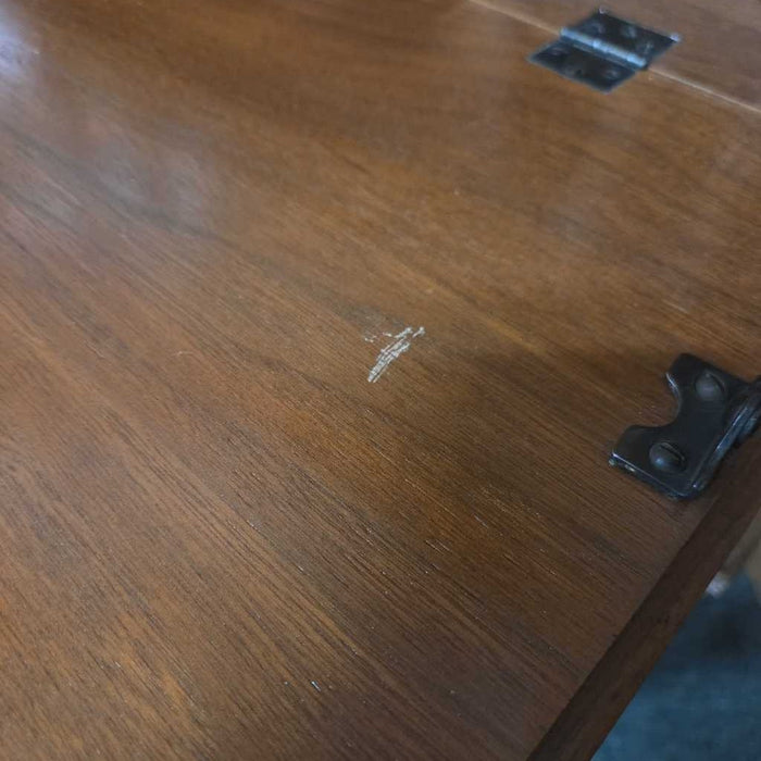 SECRETARY DESK BTK