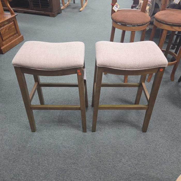 SET OF 2 STOOLS TB