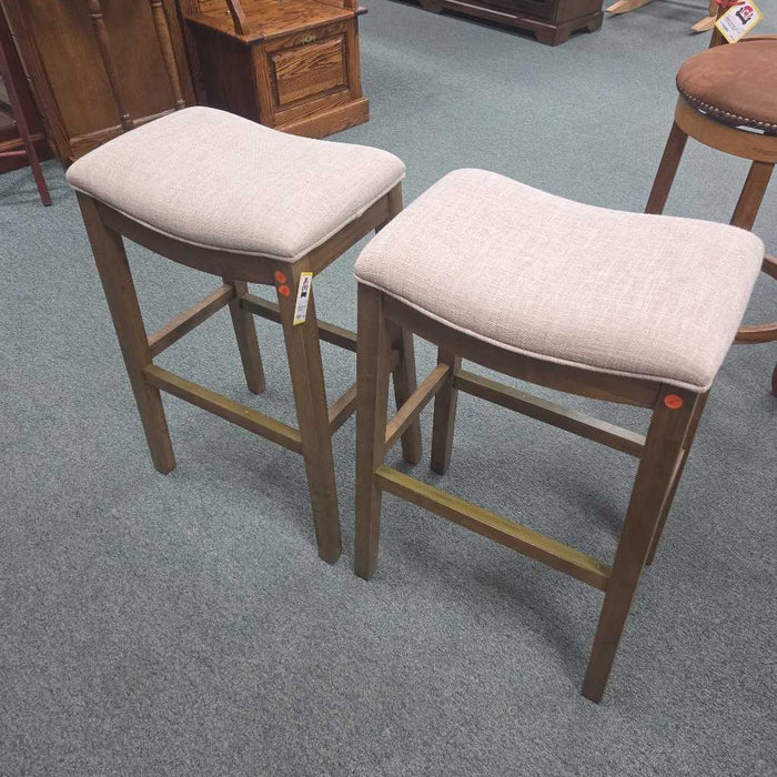 SET OF 2 STOOLS TB