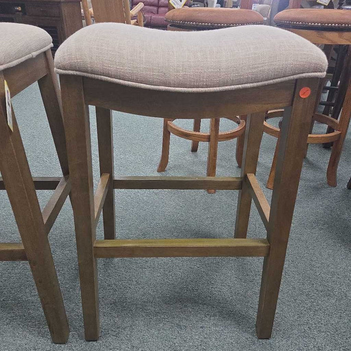 SET OF 2 STOOLS TB