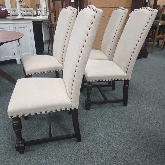 SET OF 4 CHAIRS BAH