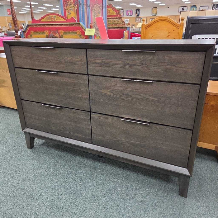DRESSER ALK