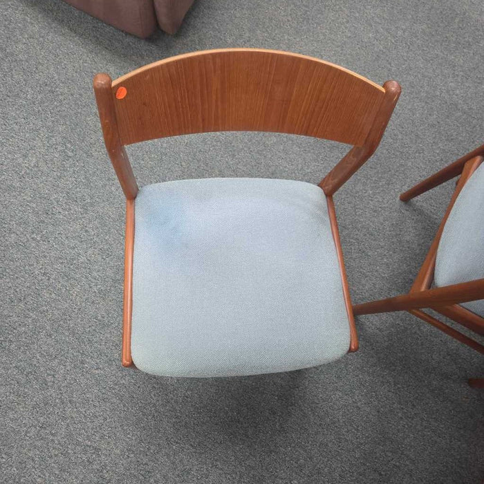 TABLE WITH 6 CHAIRS KLH