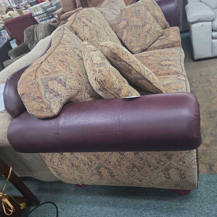 SOFA LAC