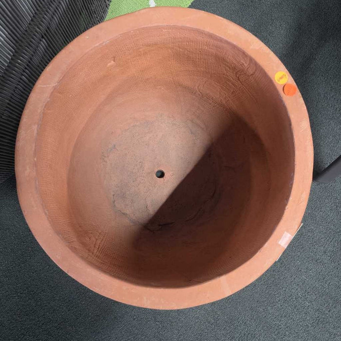 PLANTER POT LS