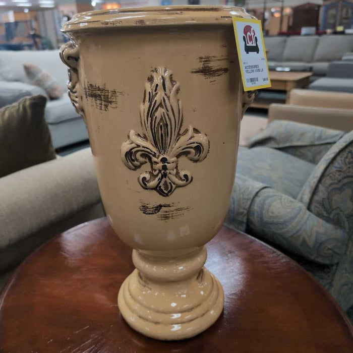 YELLOW VASE LS