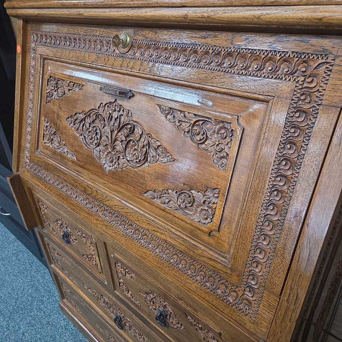 SECRETARY DESK WITH HUTCH ALK
