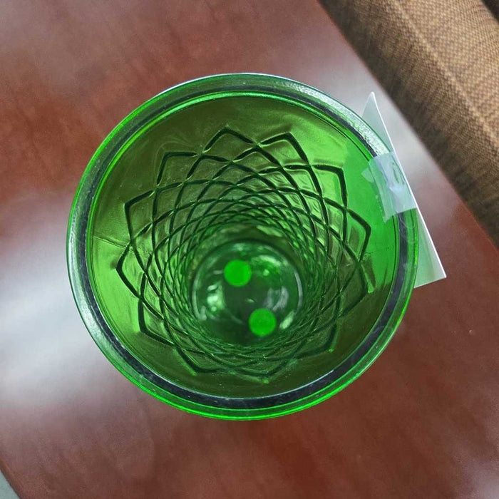 GREEN VASE DECOR