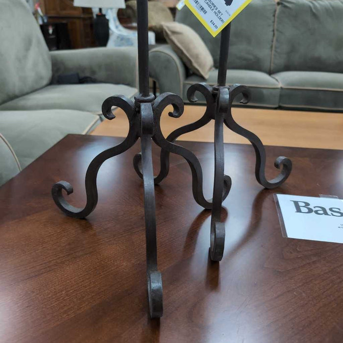 SET OF 2 CANDLE HOLDERS BT