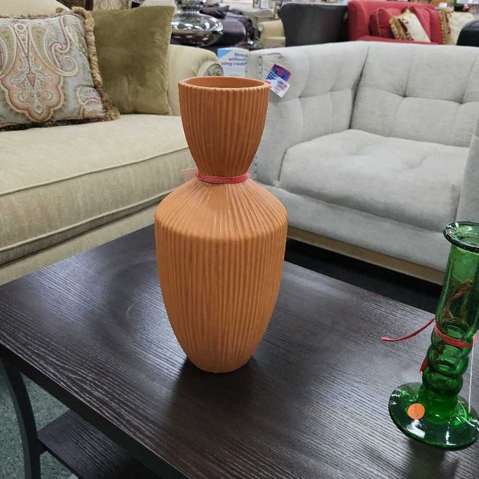 ORANGE VASE DECOR