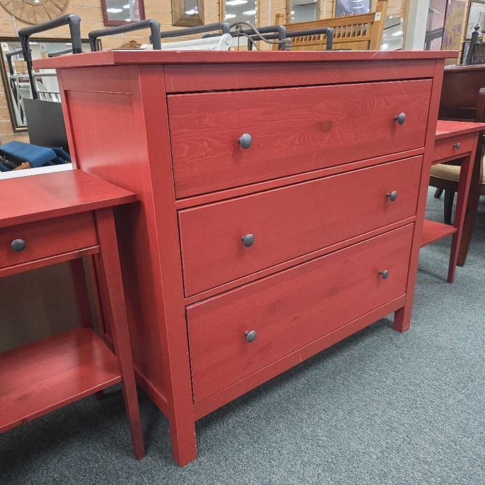 RED DRESSER BBM
