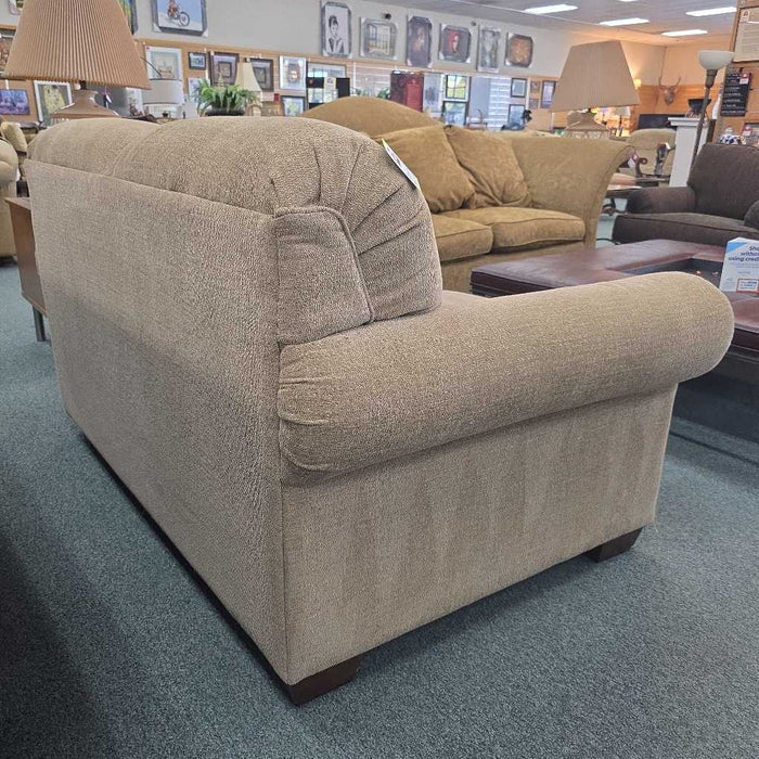 LAZBOY LOVESEAT LSH