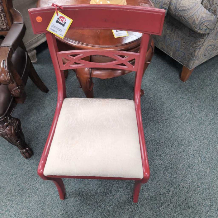 RED ACCENT CHAIR LS