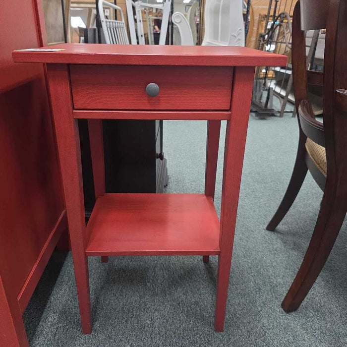 RED NIGHTSTAND LS