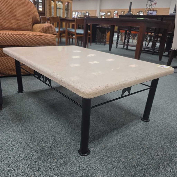 STONE COFFEE TABLE TM