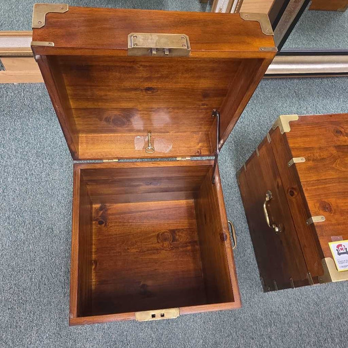 SET OF 2 TRUNKS LSH