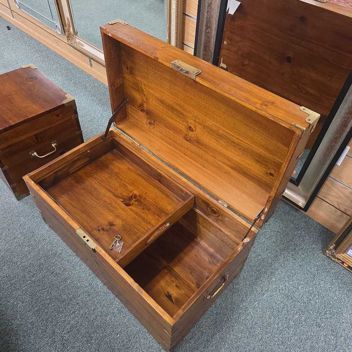 SET OF 2 TRUNKS LSH