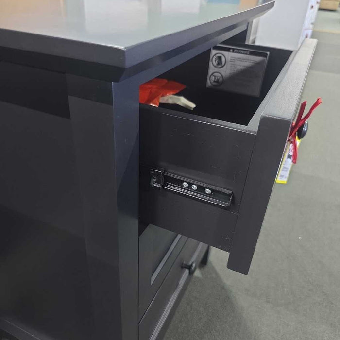 BLACK NIGHTSTAND BTK