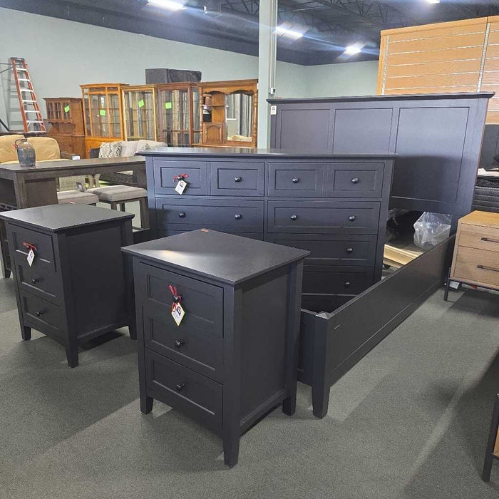 BLACK CAL KING BED CKK