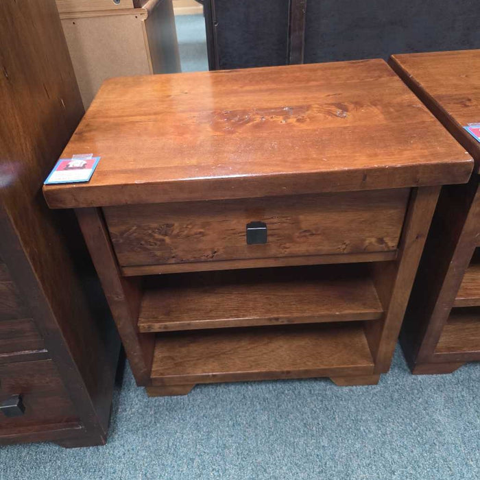 NIGHTSTAND SK