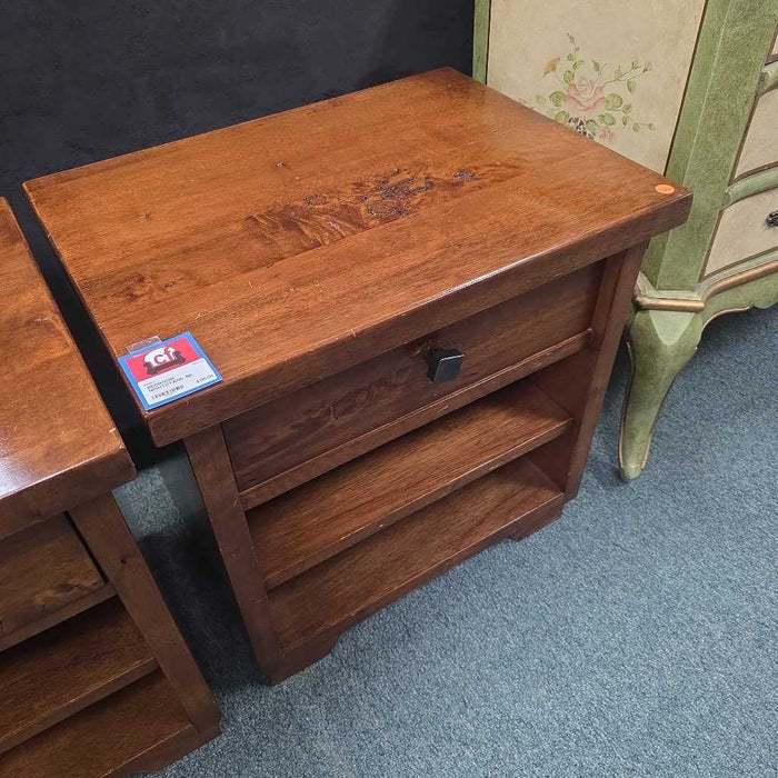 NIGHTSTAND SK