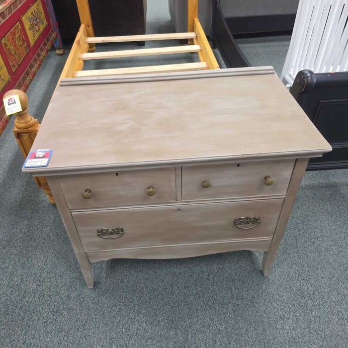 DRESSER WITH MIRROR MI
