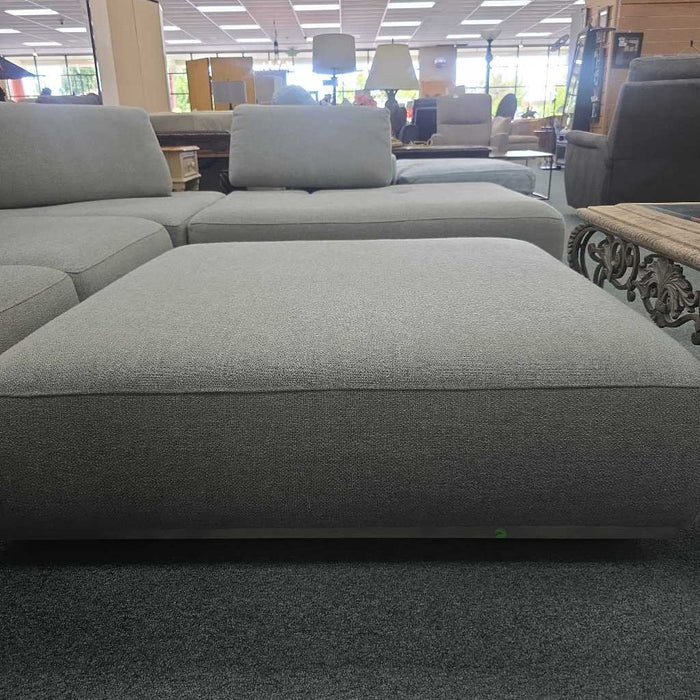 4 PC SECTIONAL SOFA MIH