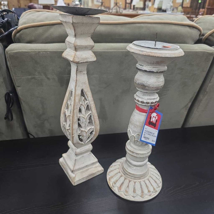 SET OF 2 CANDLE HOLDERS BA