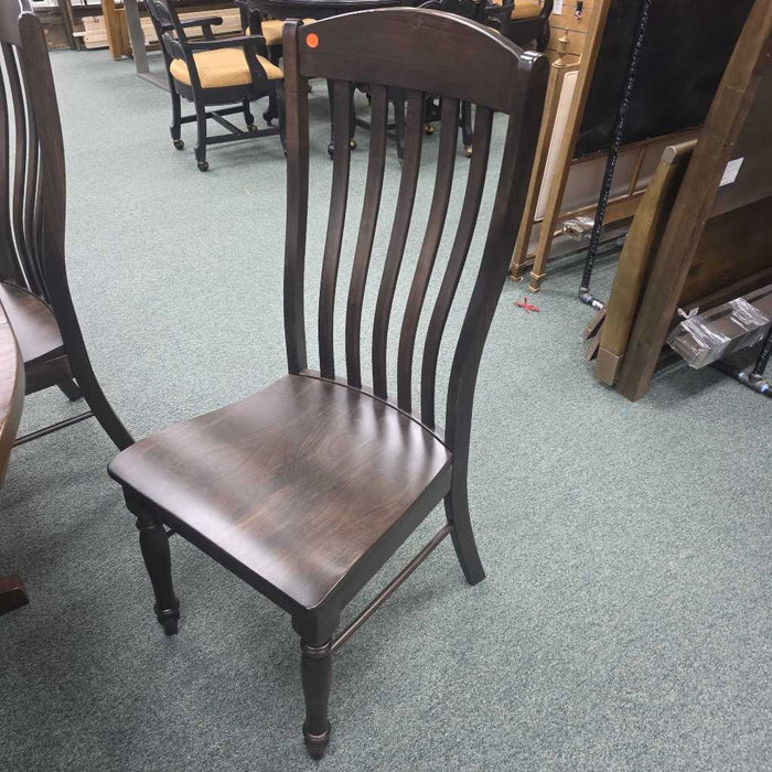 BASSETT TABLE 1 LEAF 6 CHAIRS KLH
