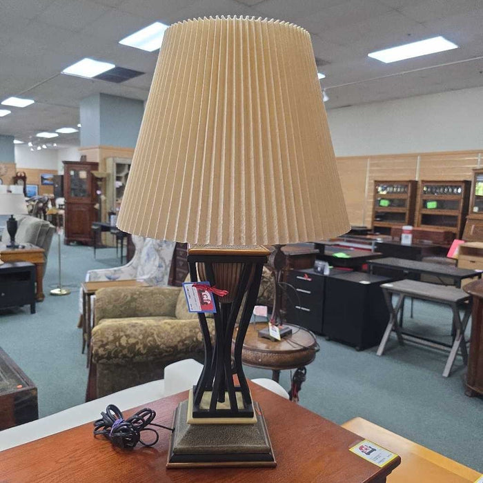LAMP AT