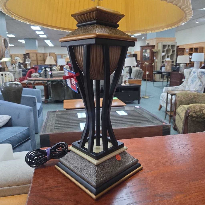 LAMP AT