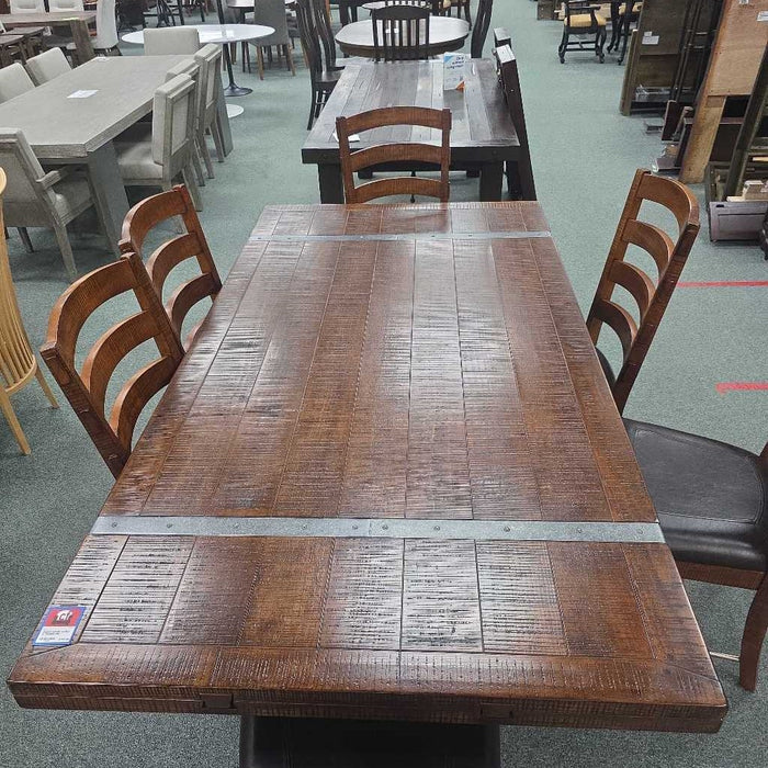 TABLE 6 CHAIRS MIH