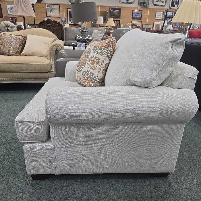 ACCENT CHAIR BTK