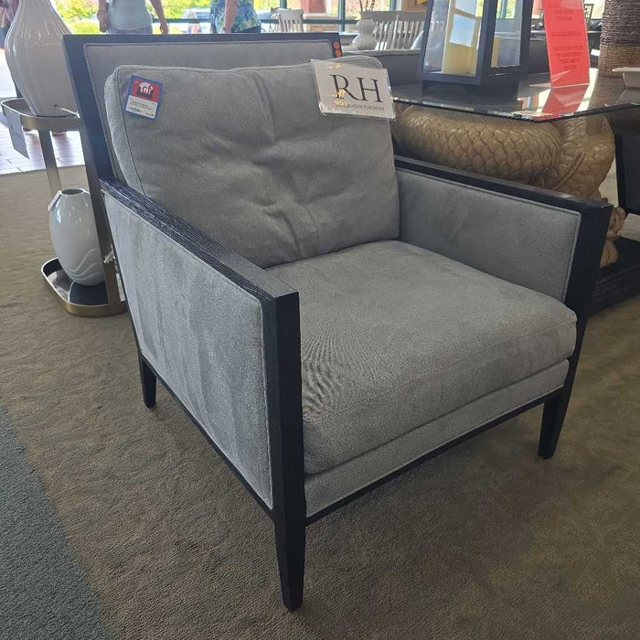 RH ACCENT CHAIR BST