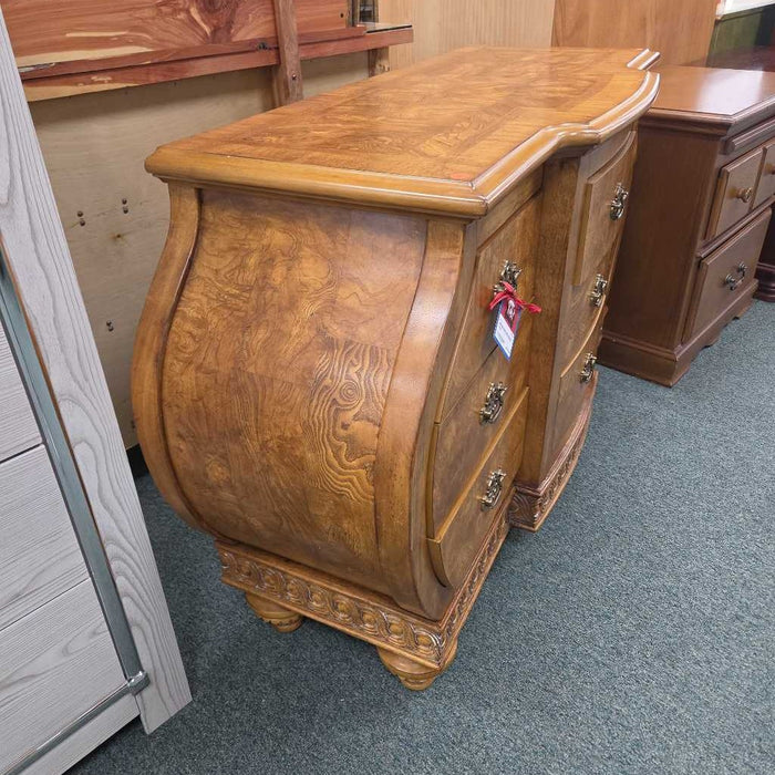 DRESSER ALK
