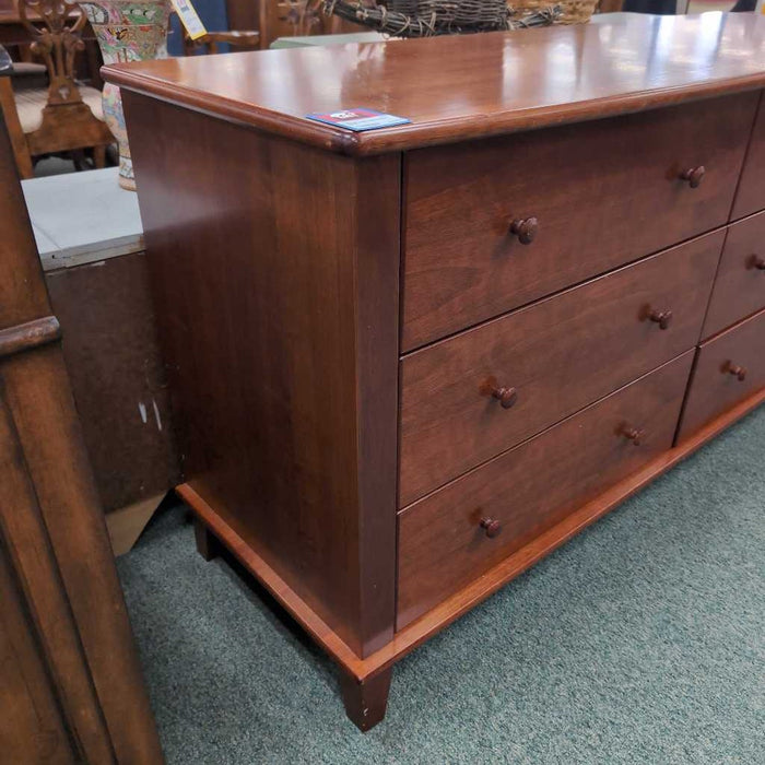DRESSER BTK